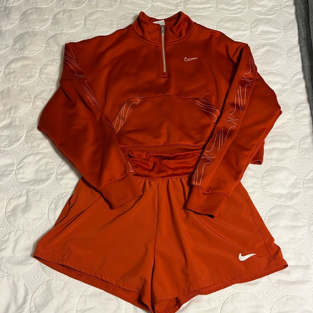 Nike sweatshirt short set both size small